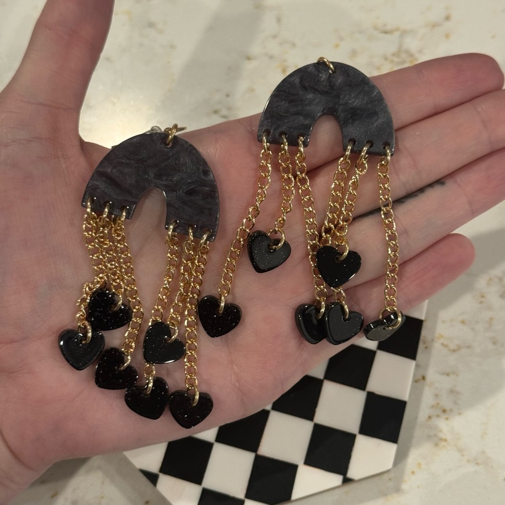 Black and Gold Heart Goth Emo‎ Valentines Dangle Earrings